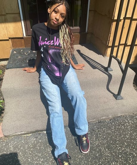 Elyse Rey heiße nackten galerien