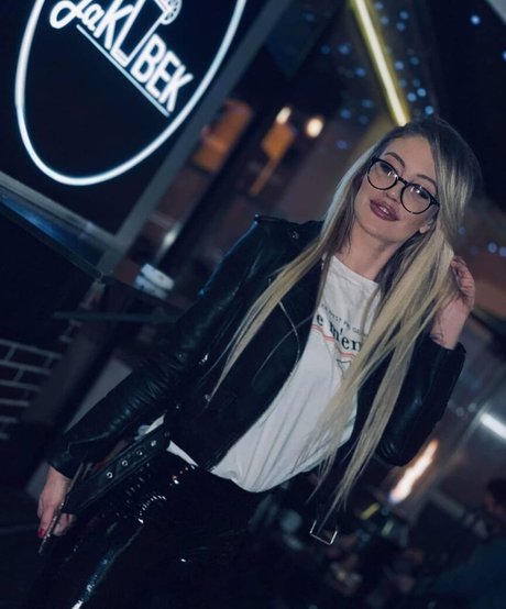 Klaudia Stec top akt galerien