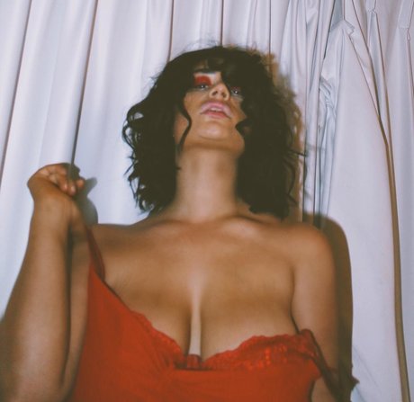 Paige Mary Grace hd akt galerie