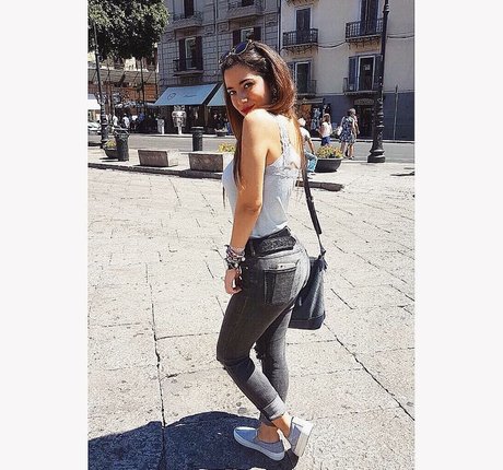 Paola Arena kostenlose kunst archiv