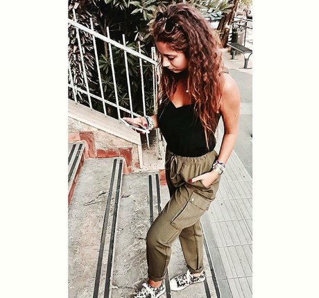 Paola Arena freie exklusive archiv