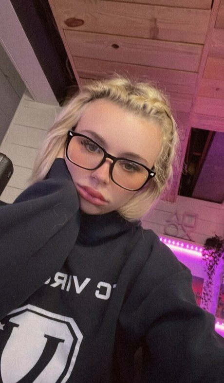 Martina Eliza nacktheit schöne bild