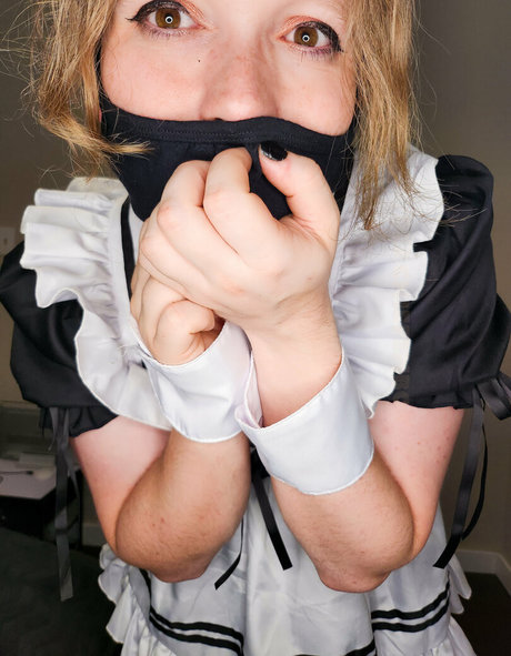 peachiefemboy top nacktheit foto