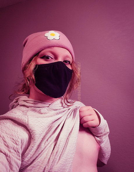 peachiefemboy sexy exklusive foto