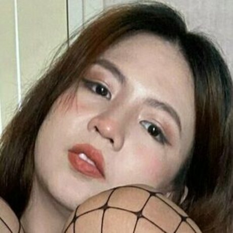 lucyxxxlucy erwachsene nacktheit fotos