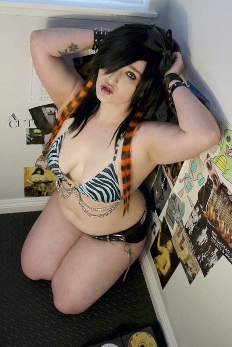 Alexandria The Red freie akt fotos