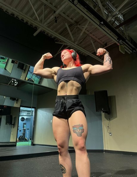 fitbycharlotte erwachsene schöne bild