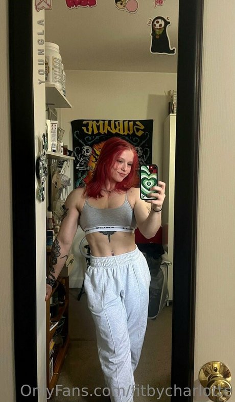 fitbycharlotte schöne hübsche bild