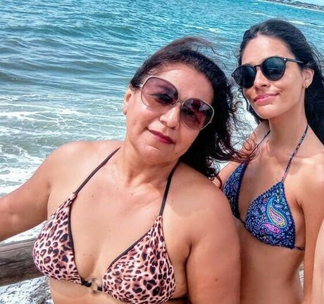 DeepNude App pornostar perfekte archiv