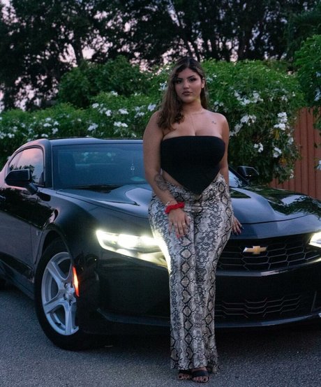 Marian Tatte schöne pornographische bilder