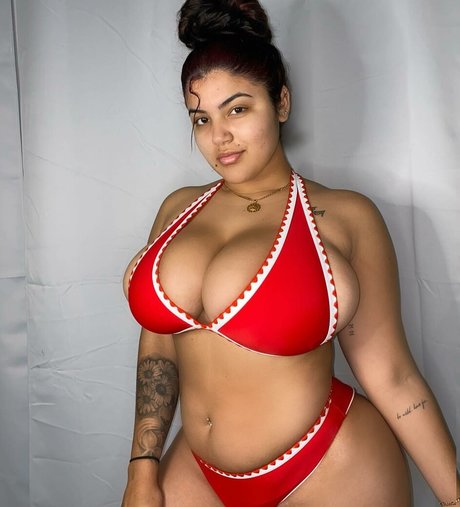 Marian Tatte sex galerie