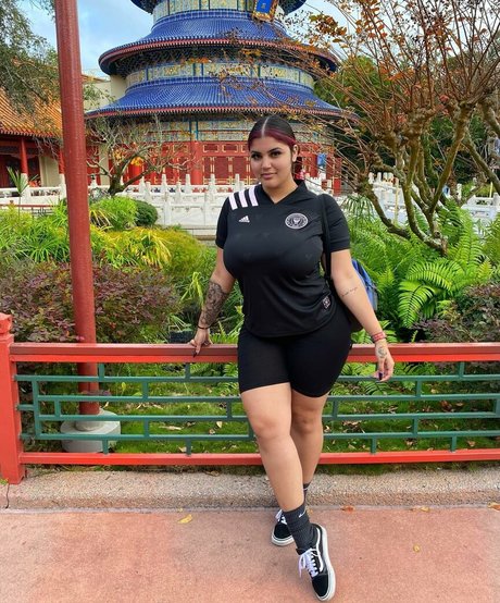 Marian Tatte schöne galerien