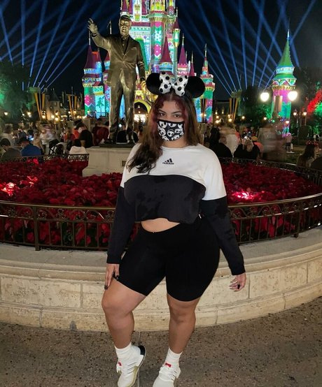 Marian Tatte nackt hd bild