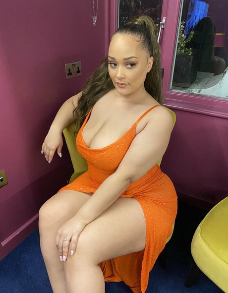 Natalie E Wade heiße nette bild