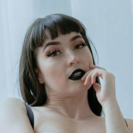 missdominofaye Bilder