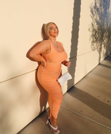 zierliche schlampe nur fans hd nackte galerie