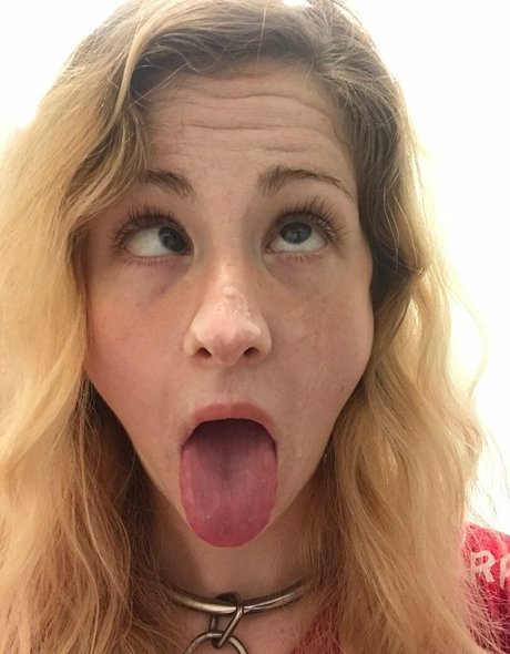 brille blowjob onlyfans hübsche bild