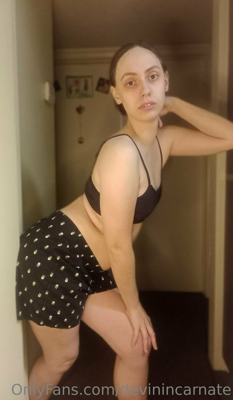 devinincarnate exklusive nette foto