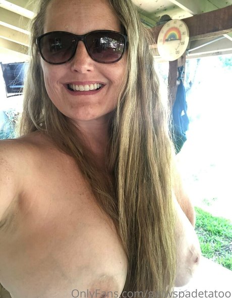 girlwspadetatoo schöne pornostar bild