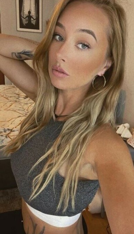 lizzzyfox pornostar top galerien