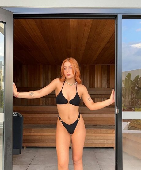 Lara Ledwidge top freie galerien