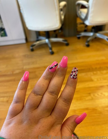 thepigqueenx hd kunst galerie