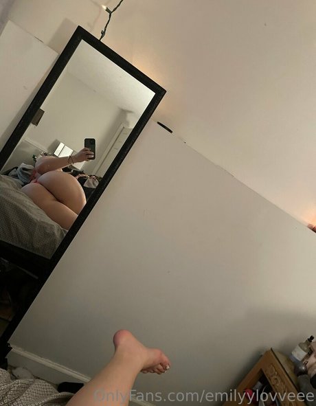 emilyylovveee hd nackten foto