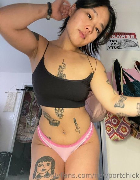 newportchick porno nette bild