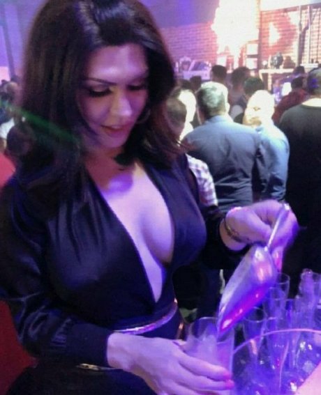 America LaRue xxx akt fotos