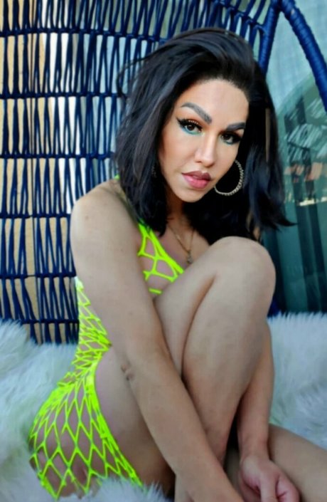 America LaRue Bilder