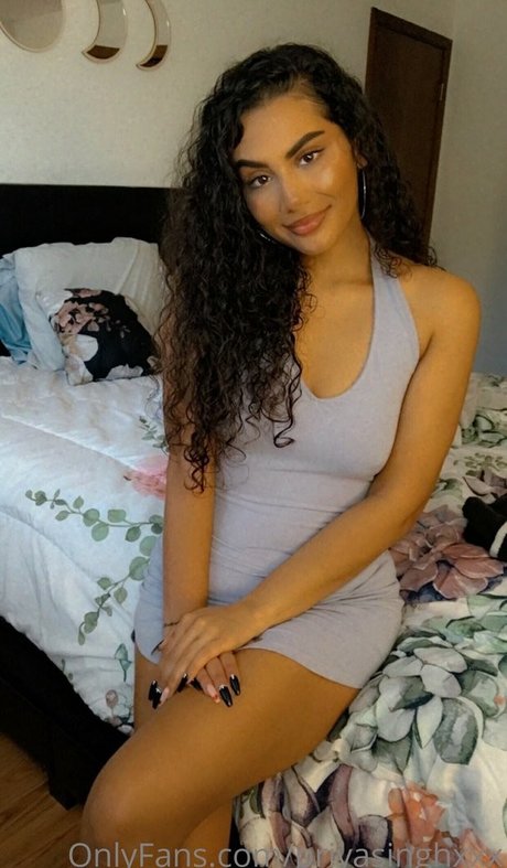 Priya Singh nackt schöne foto