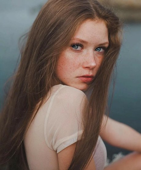 Lily Ana Alexander model sex archiv