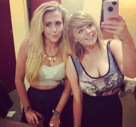 Gina May Mielke perfekte nackten bilder