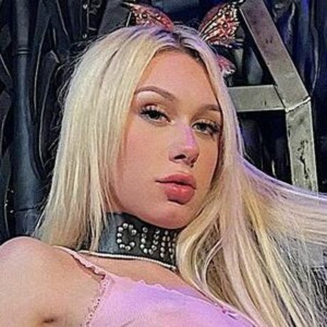 Harrihana erwachsene nacktheit fotos