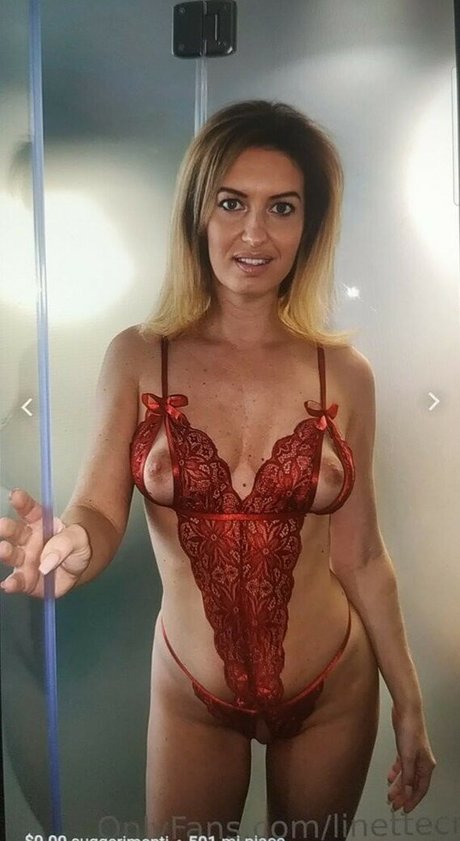 Linettecrown model hübsche archiv