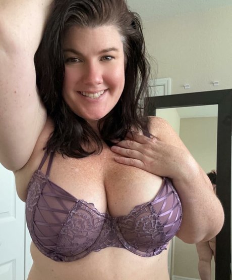 Crystal McBootay sexy kunst archiv