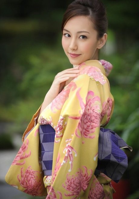 Yoko Matsuda model erotische galerien