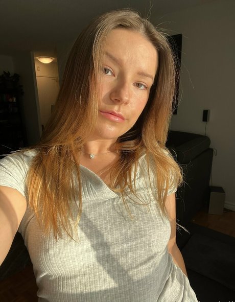 ashleyisadoll hd perfekte foto