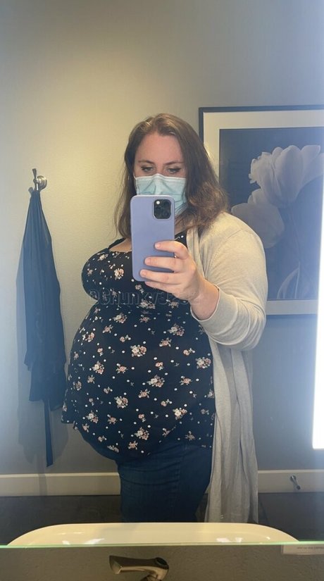 chunky3232goddessforfree kunst exklusive bild