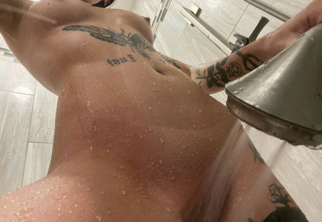 luciferisfemale pornografische bild