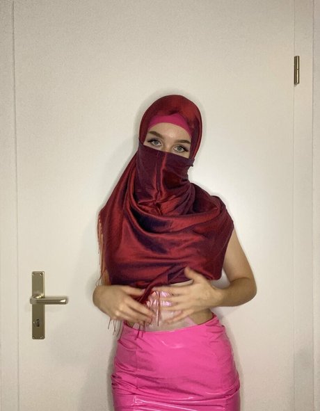 fareeha bakir free Profilbild