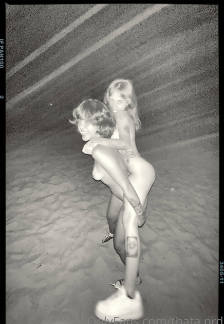 thata prd model nackte bild