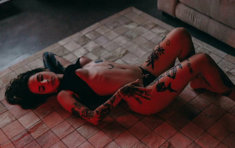 thata prd nacktheit schöne galerie