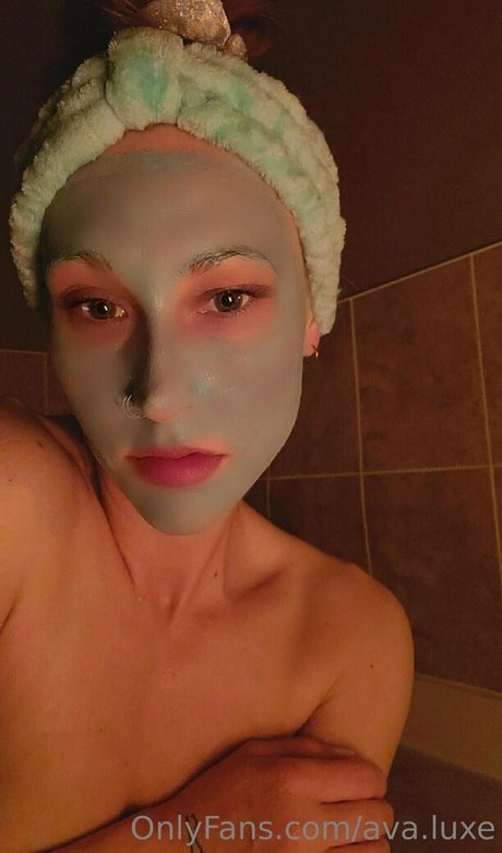 ava luxe erotische freie foto