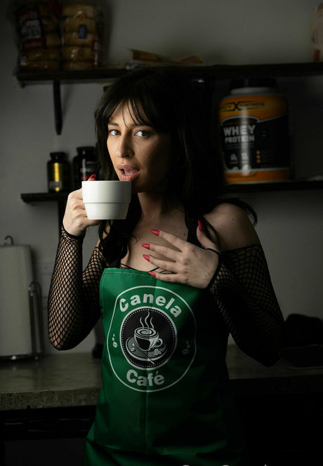 camcanela top nacktheit fotos