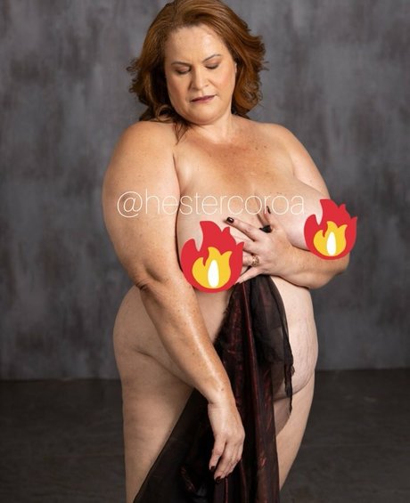 Hester Coroa top pornographische bild