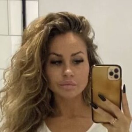 Karolina Saunders exklusive hd galerien