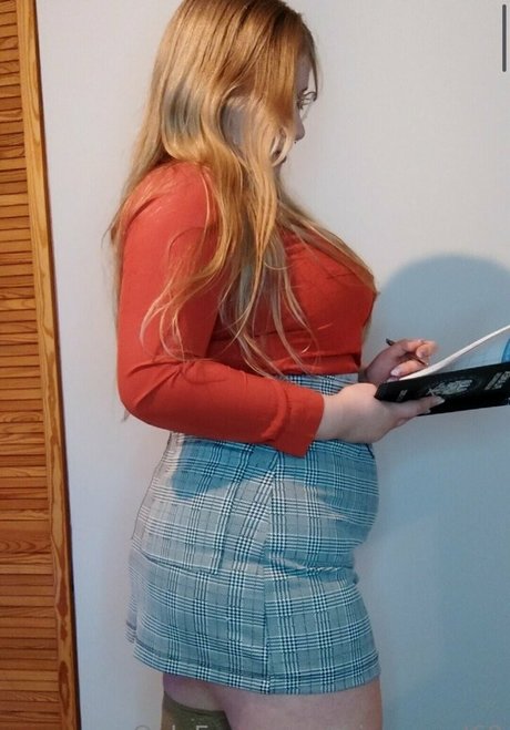 thiccangel69 schauspielerin perfekte galerien