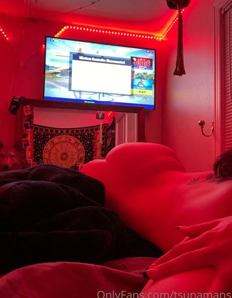 tsunamans heiße perfekte bild