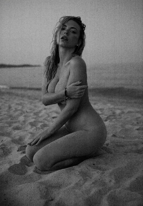 aprilsummersmodel hd nackt galerie